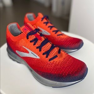 Brooks Levitate 2